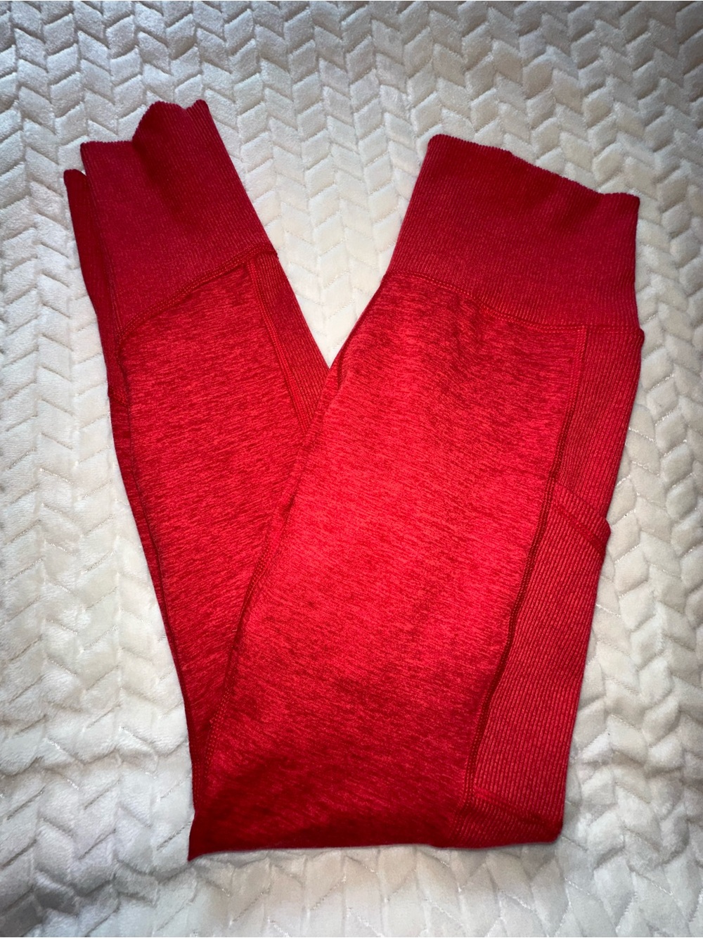 Offline by Aerie The HuggerJogger High Rise Inseam 25” Red Size Medium